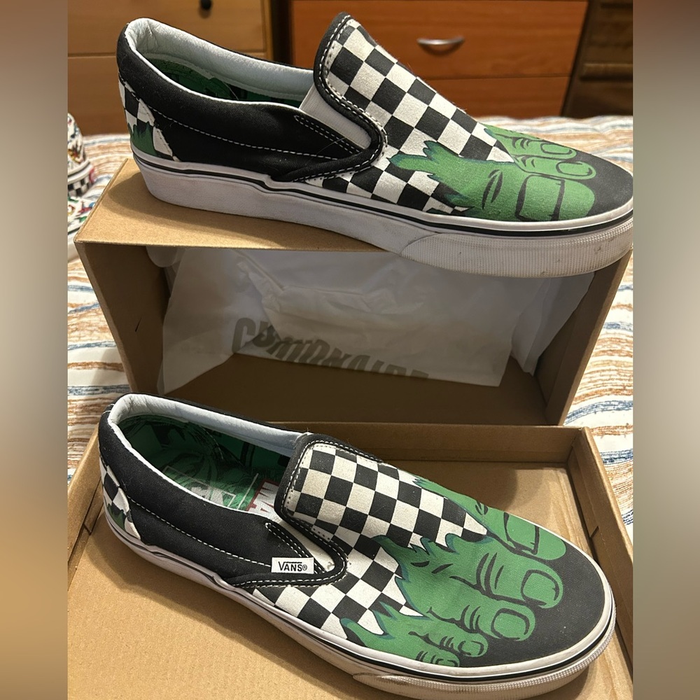 Vans Marvel Hulk/Checkerboard Slip-Ons